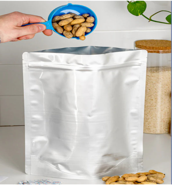 Mylar Bags vs Vacuum Sealing: Which Is a Better Choice?