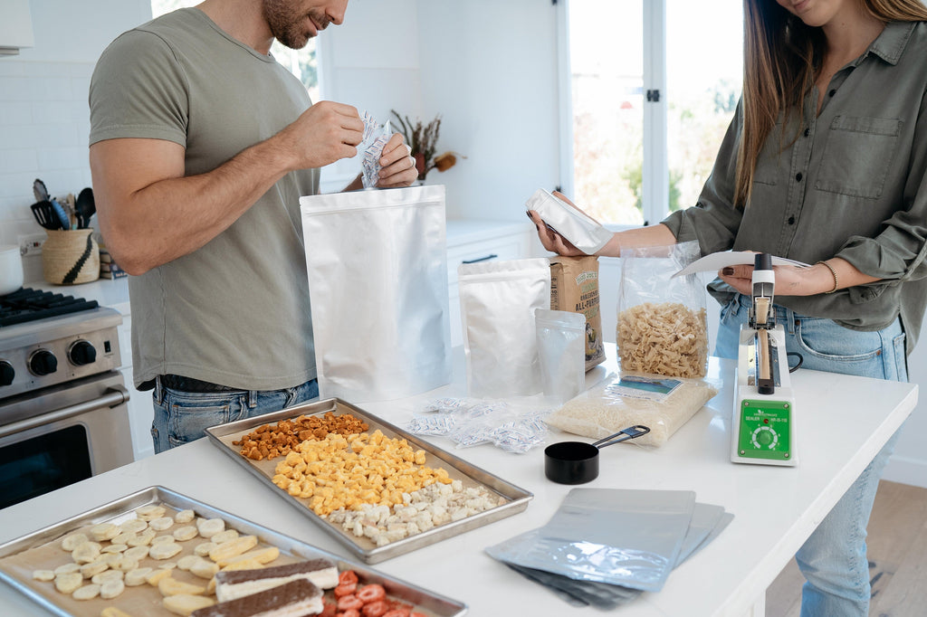 4 Reasons to Store Your Food for Emergency