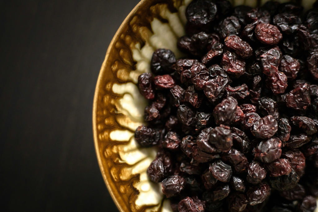 How to Identify Whether Dry Fruits Are Rotten